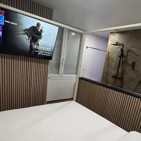 Eaux 住宿加早餐酒店 4*