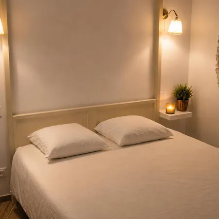 Couette-café Eaux 3*